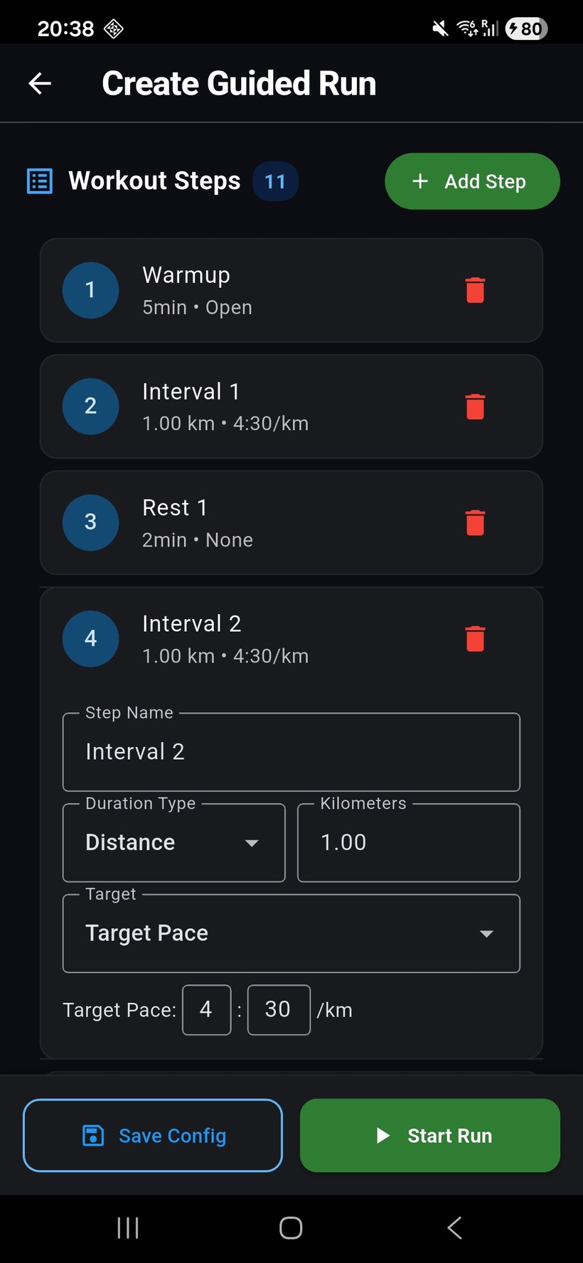 Guided run builder with warmup, intervals, rests and target pace steps.